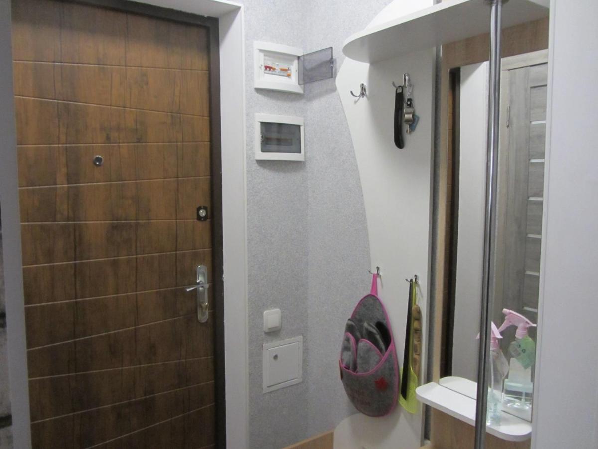 уютная 1 комнатная зимняя вишня в ж/к новая европа Apartament Korsuntsy